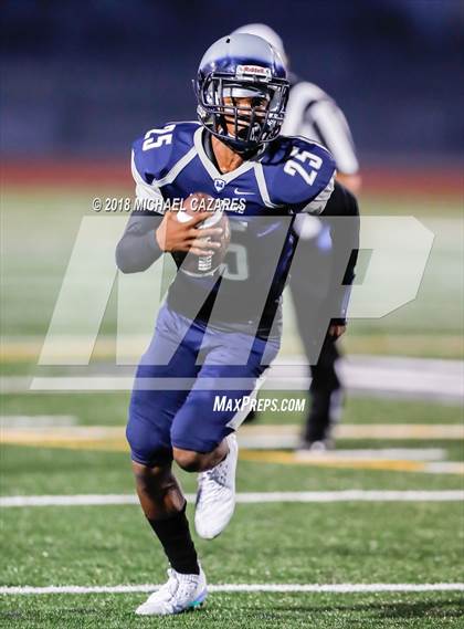 Thumbnail 2 in Madison vs Eastlake (SDFNL Kickoff) photogallery.