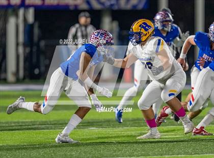 Thumbnail 3 in Homestead @ Hamilton Southeastern (IHSAA 6A Sectional semi-final) photogallery.