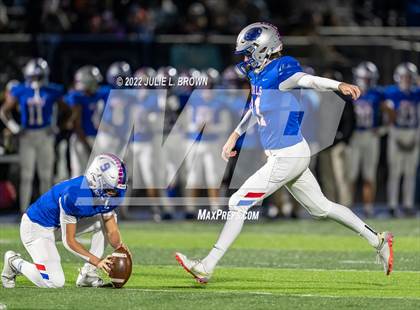 Thumbnail 3 in Homestead @ Hamilton Southeastern (IHSAA 6A Sectional semi-final) photogallery.