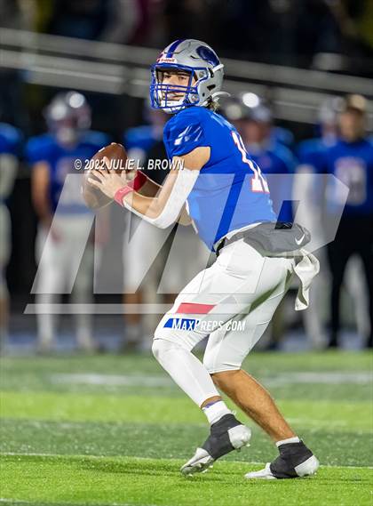 Thumbnail 2 in Homestead @ Hamilton Southeastern (IHSAA 6A Sectional semi-final) photogallery.