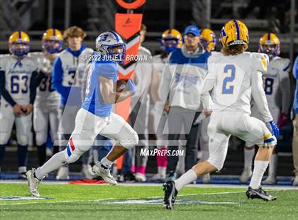 Thumbnail 2 in Homestead @ Hamilton Southeastern (IHSAA 6A Sectional semi-final) photogallery.