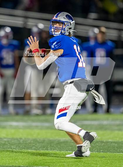 Thumbnail 3 in Homestead @ Hamilton Southeastern (IHSAA 6A Sectional semi-final) photogallery.