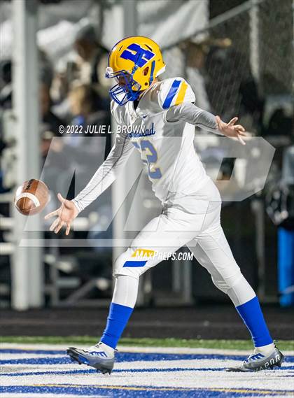 Thumbnail 2 in Homestead @ Hamilton Southeastern (IHSAA 6A Sectional semi-final) photogallery.