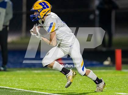 Thumbnail 3 in Homestead @ Hamilton Southeastern (IHSAA 6A Sectional semi-final) photogallery.
