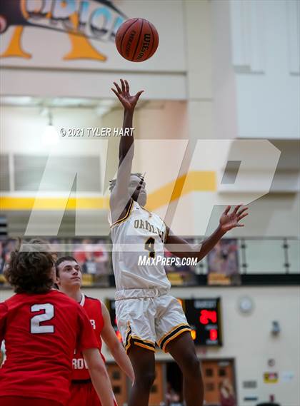 Thumbnail 2 in Center Grove @ Avon photogallery.