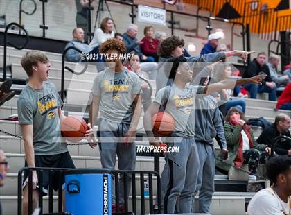 Thumbnail 3 in Center Grove @ Avon photogallery.
