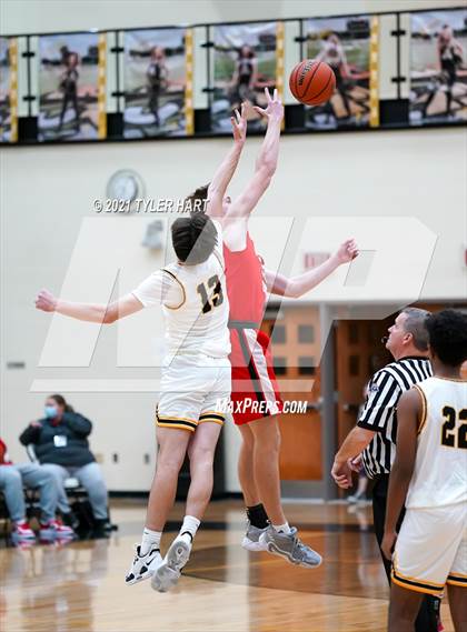 Thumbnail 1 in Center Grove @ Avon photogallery.