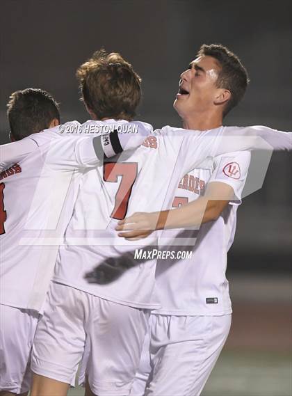 Thumbnail 1 in Palos Verdes vs. Clovis (West Coast Showcase) photogallery.