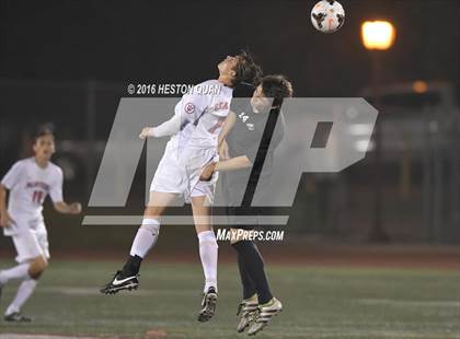 Thumbnail 2 in Palos Verdes vs. Clovis (West Coast Showcase) photogallery.
