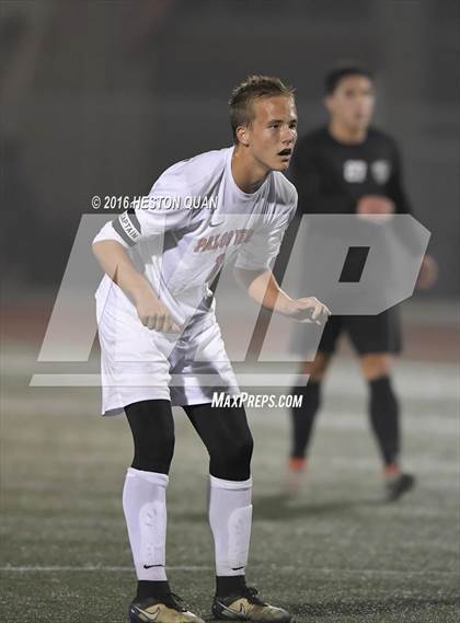 Thumbnail 2 in Palos Verdes vs. Clovis (West Coast Showcase) photogallery.