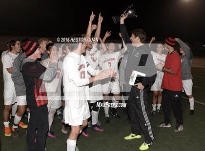 Thumbnail 3 in Palos Verdes vs. Clovis (West Coast Showcase) photogallery.