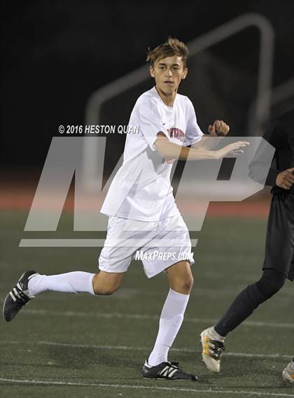 Thumbnail 3 in Palos Verdes vs. Clovis (West Coast Showcase) photogallery.