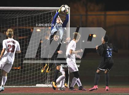 Thumbnail 1 in Palos Verdes vs. Clovis (West Coast Showcase) photogallery.