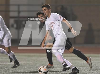 Thumbnail 2 in Palos Verdes vs. Clovis (West Coast Showcase) photogallery.