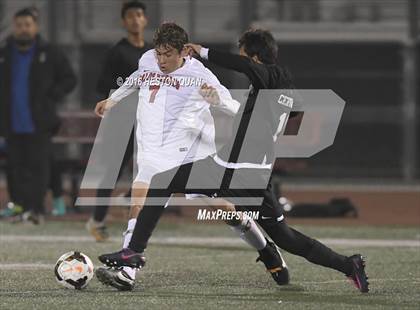 Thumbnail 1 in Palos Verdes vs. Clovis (West Coast Showcase) photogallery.