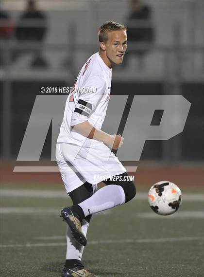 Thumbnail 3 in Palos Verdes vs. Clovis (West Coast Showcase) photogallery.