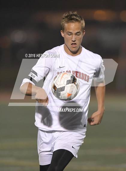 Thumbnail 2 in Palos Verdes vs. Clovis (West Coast Showcase) photogallery.