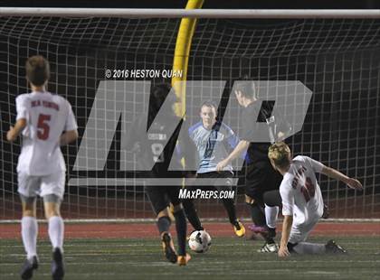 Thumbnail 2 in Palos Verdes vs. Clovis (West Coast Showcase) photogallery.