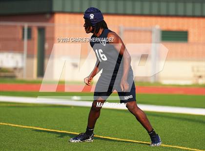 Thumbnail 1 in Cypress Woods vs Cypress Ridge (Texas 7 on 7 State Qualifier) photogallery.