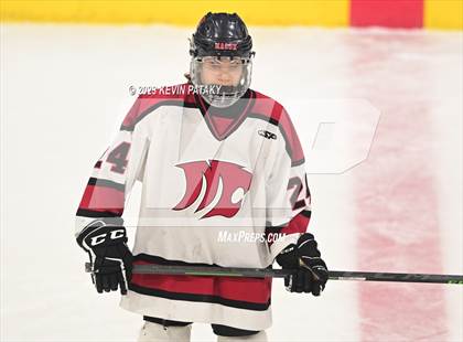 Thumbnail 3 in Newington Co-op vs. Masuk (CIAC DIII Final) photogallery.