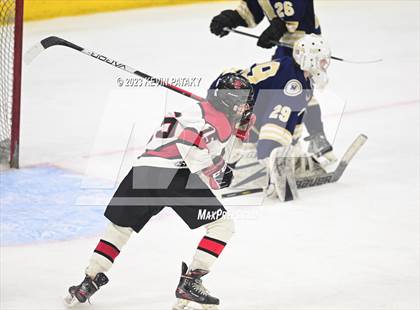 Thumbnail 3 in Newington Co-op vs. Masuk (CIAC DIII Final) photogallery.