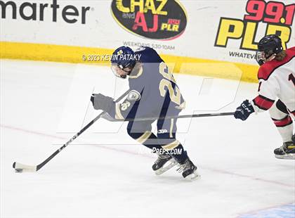 Thumbnail 3 in Newington Co-op vs. Masuk (CIAC DIII Final) photogallery.