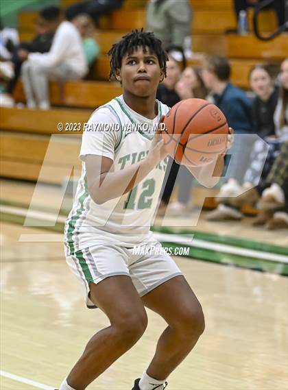 Thumbnail 1 in Madison-Grant @ Yorktown photogallery.