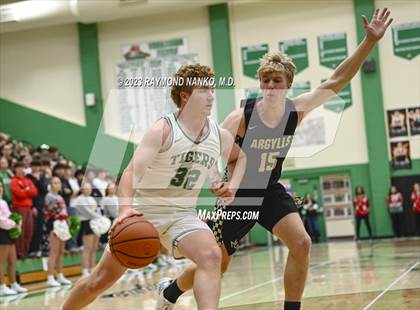 Thumbnail 1 in Madison-Grant @ Yorktown photogallery.