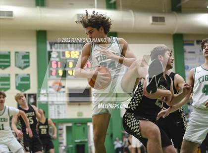Thumbnail 1 in Madison-Grant @ Yorktown photogallery.