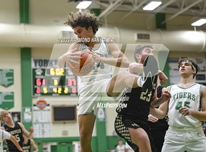 Thumbnail 3 in Madison-Grant @ Yorktown photogallery.