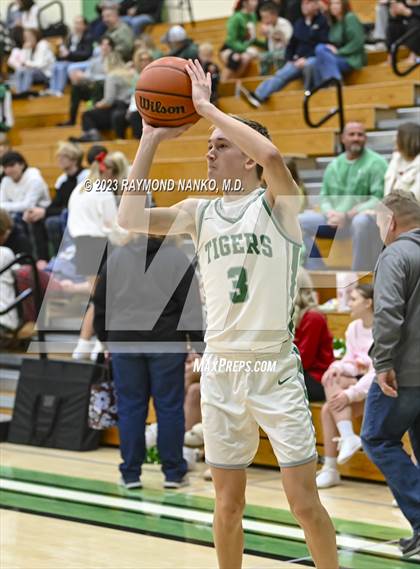 Thumbnail 2 in Madison-Grant @ Yorktown photogallery.