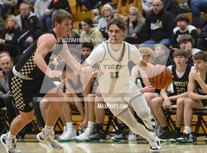 Thumbnail 1 in Madison-Grant @ Yorktown photogallery.