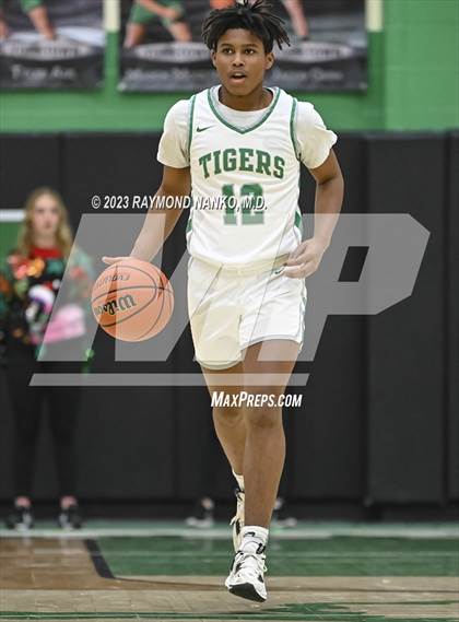 Thumbnail 2 in Madison-Grant @ Yorktown photogallery.