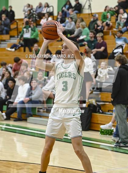 Thumbnail 3 in Madison-Grant @ Yorktown photogallery.