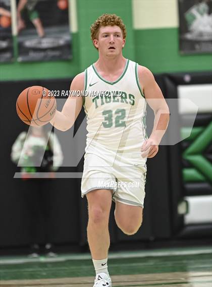 Thumbnail 3 in Madison-Grant @ Yorktown photogallery.