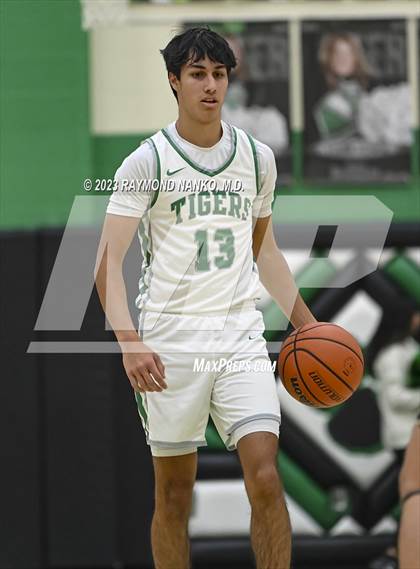 Thumbnail 1 in Madison-Grant @ Yorktown photogallery.