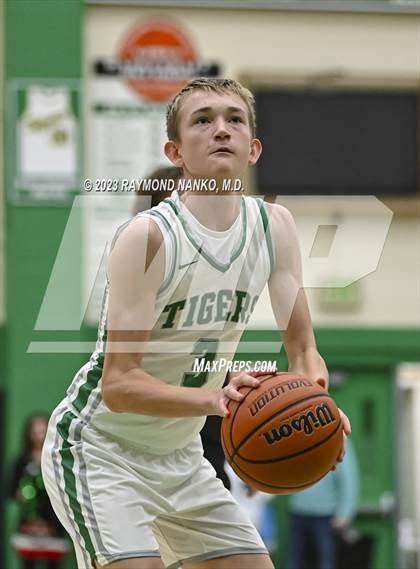 Thumbnail 1 in Madison-Grant @ Yorktown photogallery.
