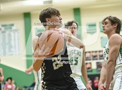 Thumbnail 2 in Madison-Grant @ Yorktown photogallery.