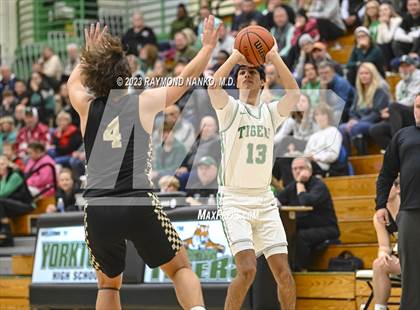 Thumbnail 1 in Madison-Grant @ Yorktown photogallery.