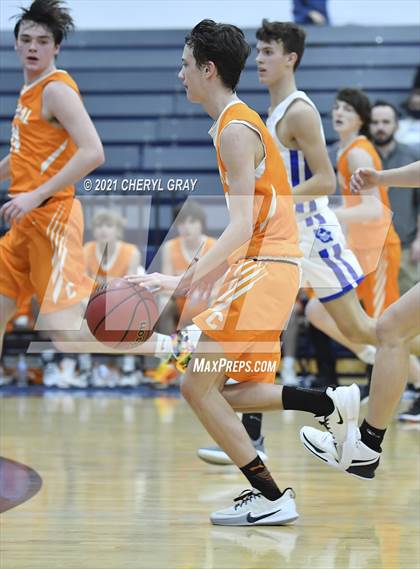 Thumbnail 3 in Sullivan Central @ Unicoi County photogallery.