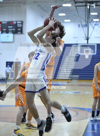 Thumbnail 1 in Sullivan Central @ Unicoi County photogallery.
