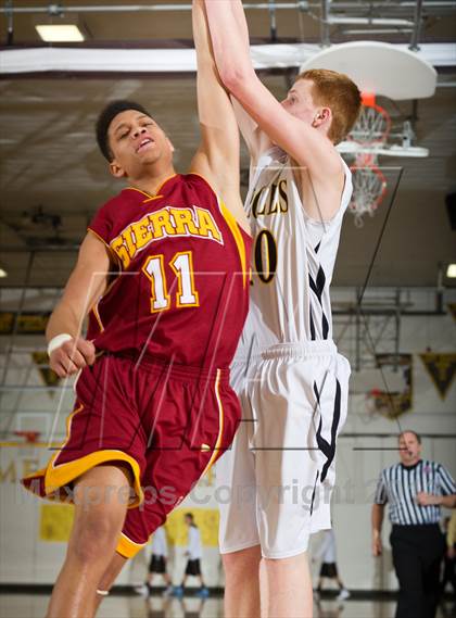 Thumbnail 1 in Thompson Valley vs. Sierra (CHSAA 4A State Tournament Round 2) photogallery.