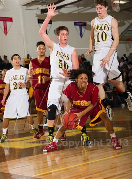 Thumbnail 2 in Thompson Valley vs. Sierra (CHSAA 4A State Tournament Round 2) photogallery.