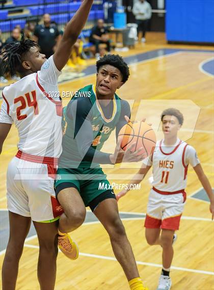 Thumbnail 3 in Holy Innocents Episcopal vs. Oak Ridge (Tournament of Champions) photogallery.