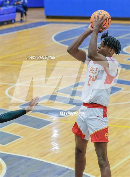 Thumbnail 3 in Holy Innocents Episcopal vs. Oak Ridge (Tournament of Champions) photogallery.