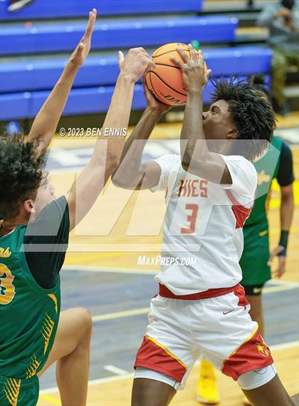 Thumbnail 1 in Holy Innocents Episcopal vs. Oak Ridge (Tournament of Champions) photogallery.