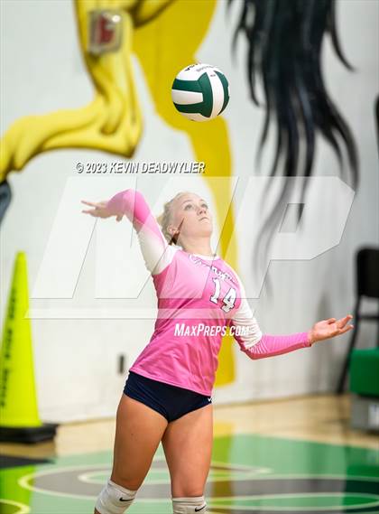 Thumbnail 3 in Thousand Oaks vs Dos Pueblos (CIF SS Division 4 Round 1) photogallery.