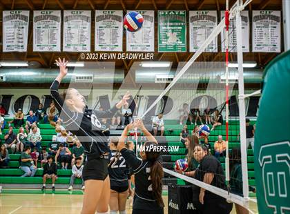 Thumbnail 3 in Thousand Oaks vs Dos Pueblos (CIF SS Division 4 Round 1) photogallery.