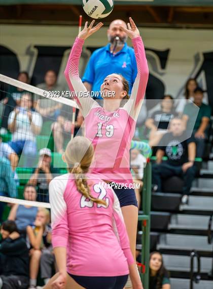 Thumbnail 3 in Thousand Oaks vs Dos Pueblos (CIF SS Division 4 Round 1) photogallery.