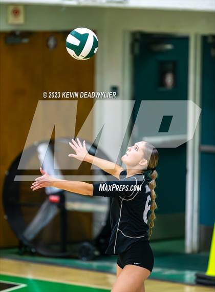 Thumbnail 3 in Thousand Oaks vs Dos Pueblos (CIF SS Division 4 Round 1) photogallery.